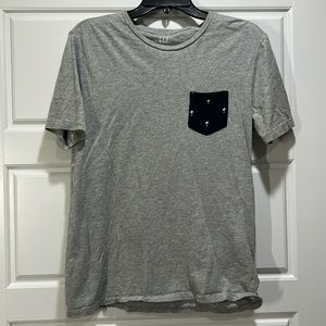 Gap gray crew tank palm tree front pocket